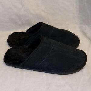 Robert David leather slippers